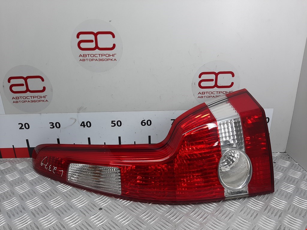 Фонарь задний правый VOLVO V50 I 2004-2012