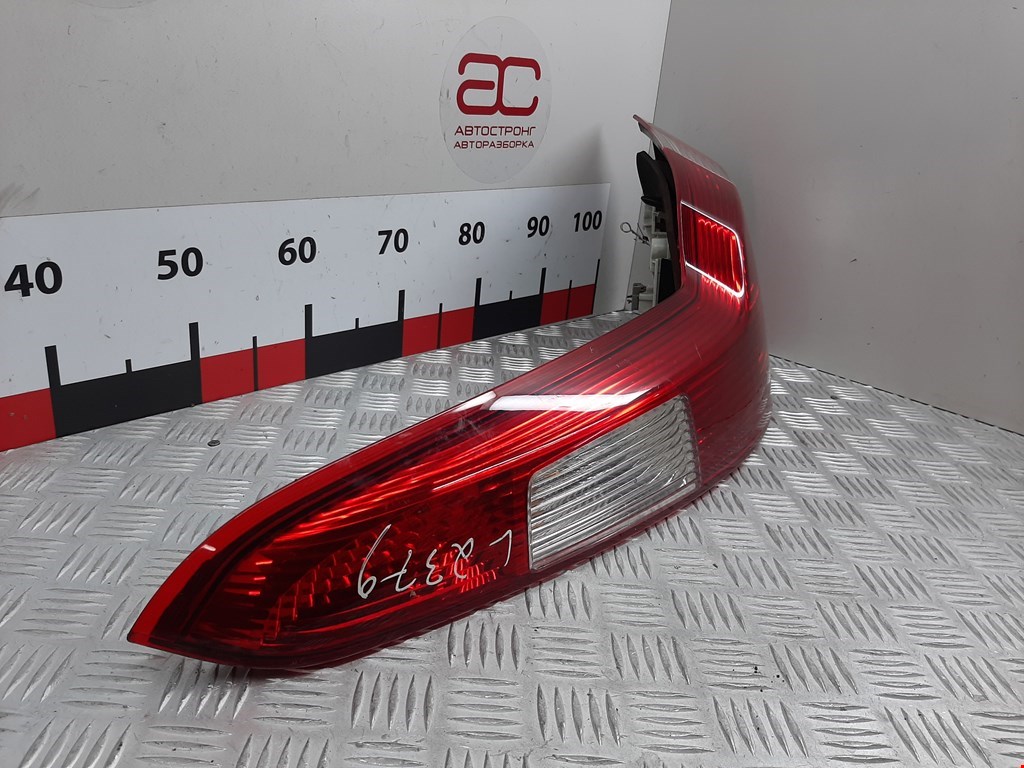 Фонарь задний правый VOLVO V50 I 2004-2012