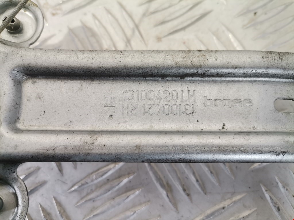 Стеклоподъемник задний правый OPEL Astra H/Family 2004-2015