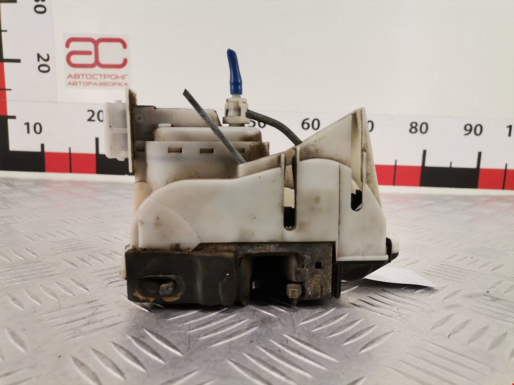 Замок двери передней правой VOLKSWAGEN Golf III 1991-1997