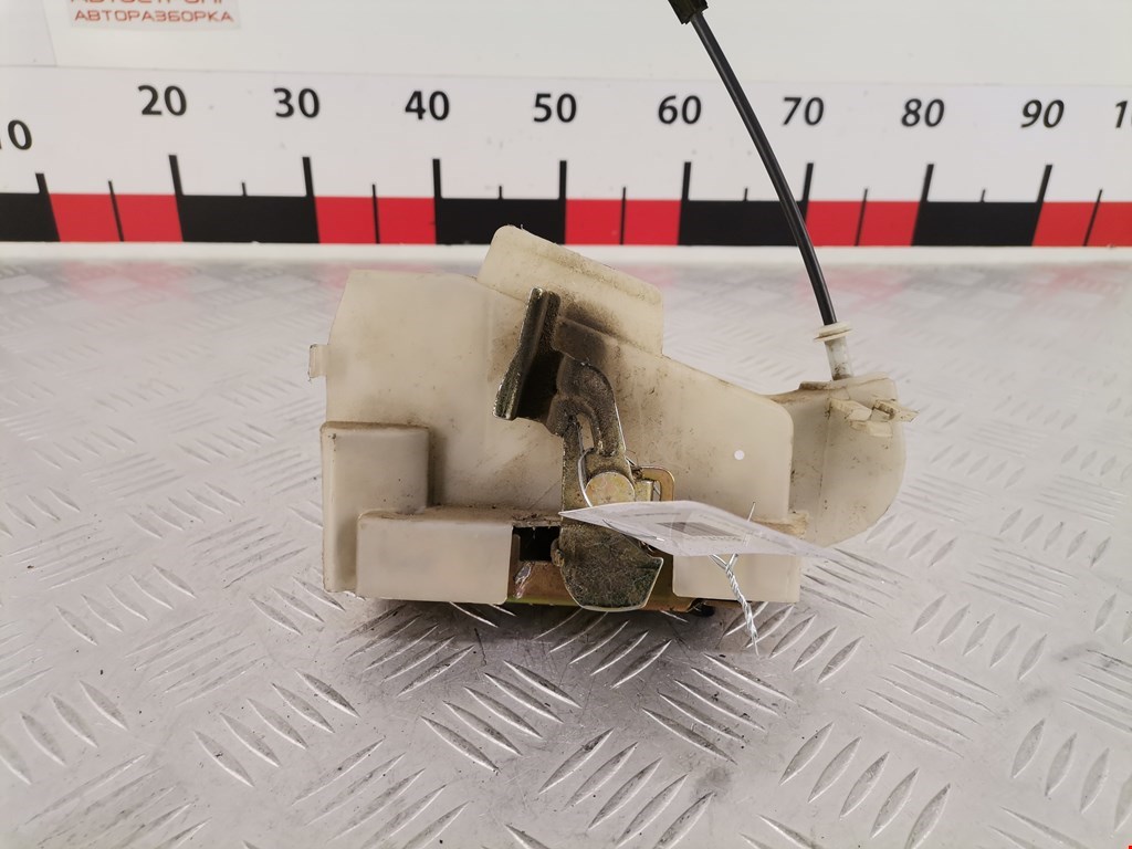 Замок двери задней правой FORD Fiesta 1995-2001