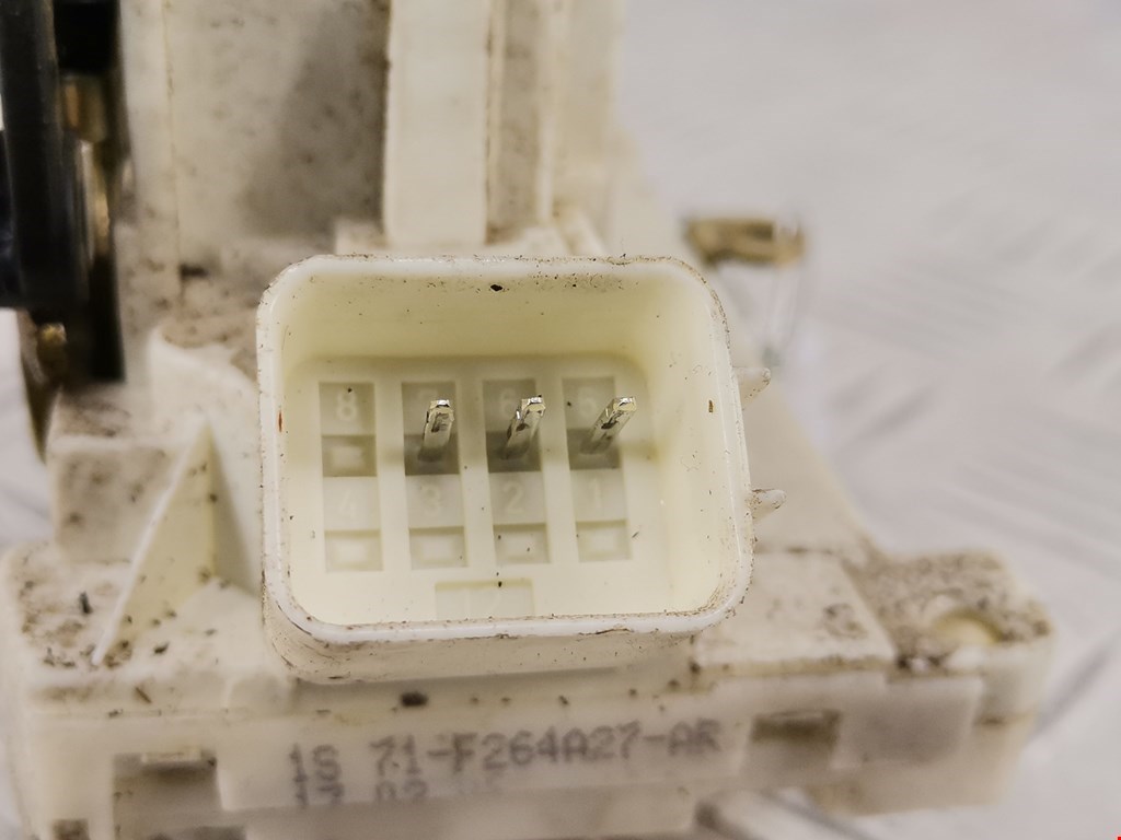 Замок двери задней левой FORD Mondeo III 2000-2007