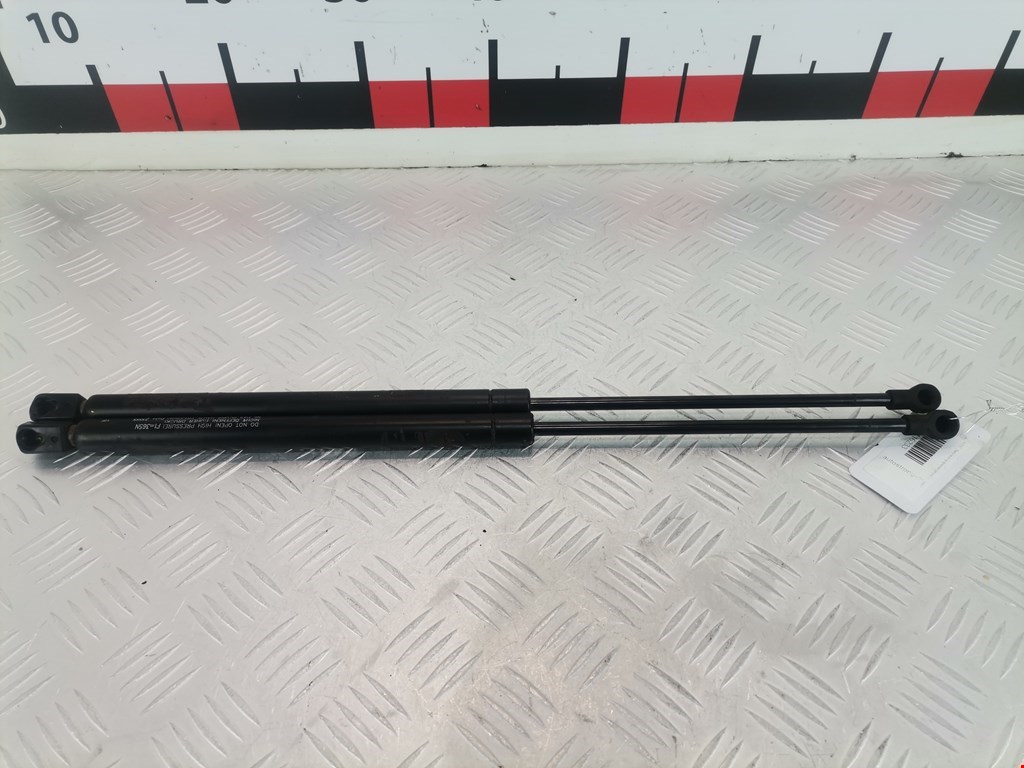 Амортизатор крышки (двери) багажника SEAT Arosa 1997-2004