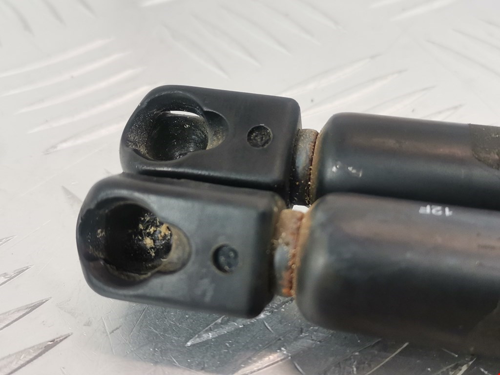 Амортизатор крышки (двери) багажника SEAT Arosa 1997-2004