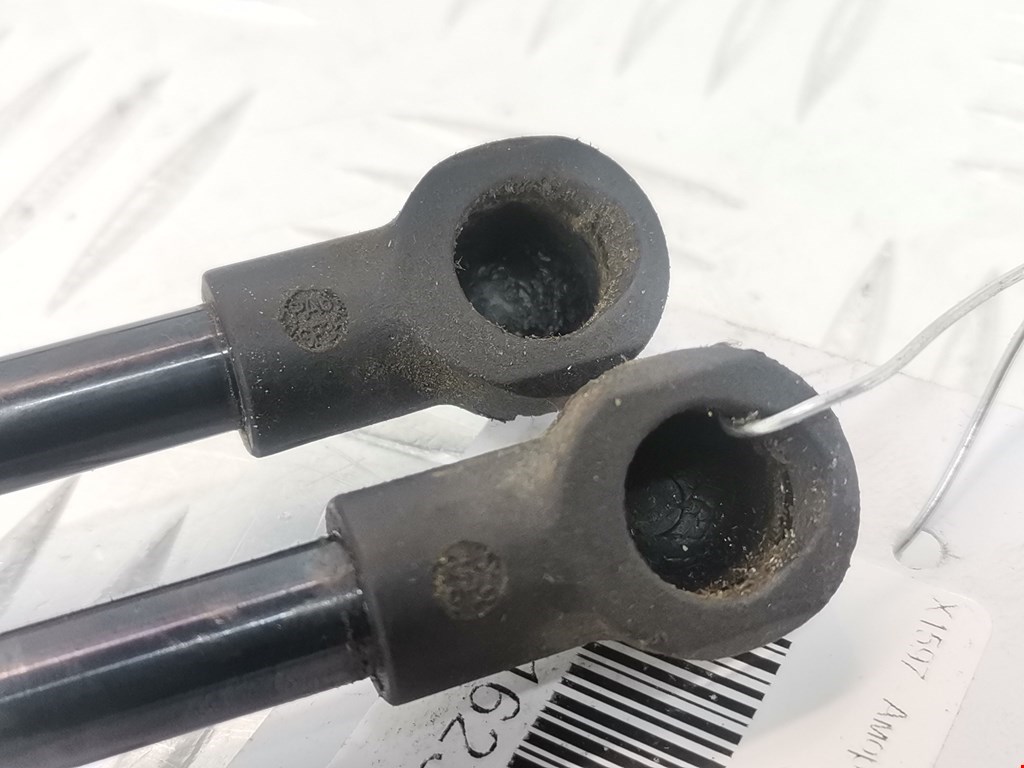 Амортизатор крышки (двери) багажника SEAT Arosa 1997-2004