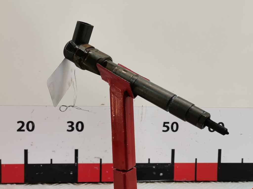 Форсунка дизельная электрическая MERCEDES-BENZ C-Class C-klasse W203 2000-2007