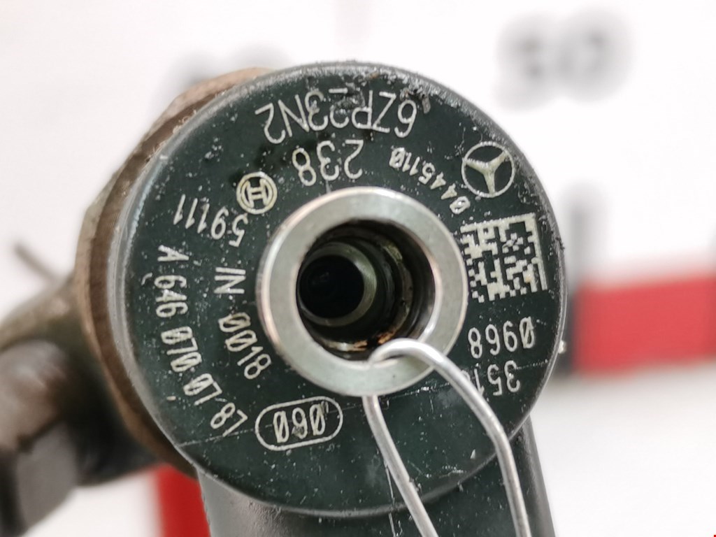 Форсунка дизельная электрическая MERCEDES-BENZ C-Class C-klasse W203 2000-2007