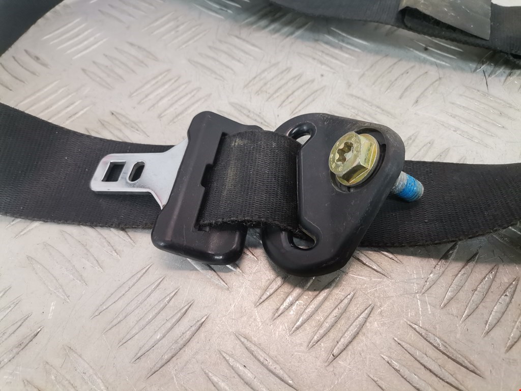 Ремень безопасности передний левый FORD Fiesta 1995-2001