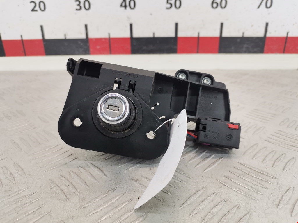 Ручка двери багажника наружная OPEL Meriva A 2003-2010