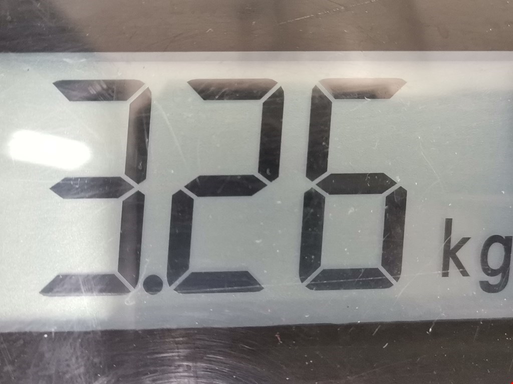 Стекло двери переднее правое MITSUBISHI Carisma 1995-1999