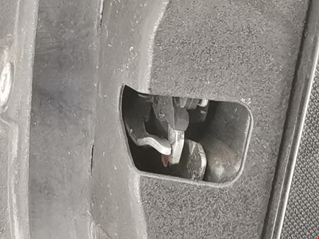 Замок багажника (крышки двери) CITROEN C 2 2003-2008