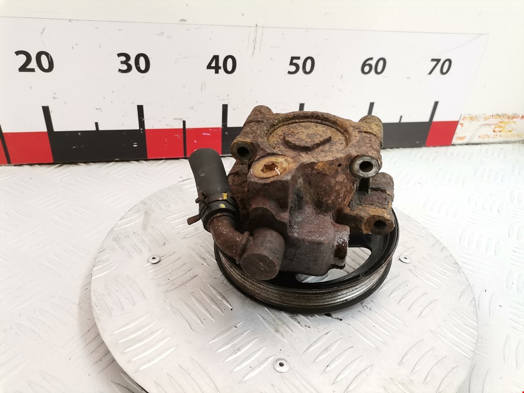 Насос гидроусилителя руля (ГУР) FORD Expedition 2002-2006