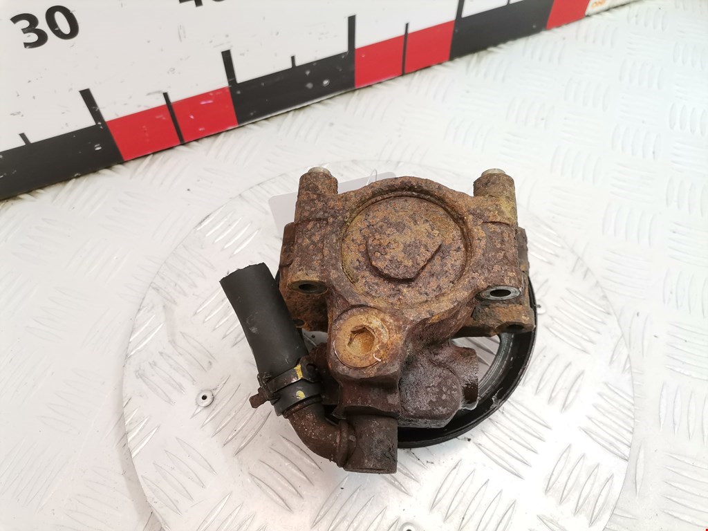 Насос гидроусилителя руля (ГУР) FORD Expedition 2002-2006