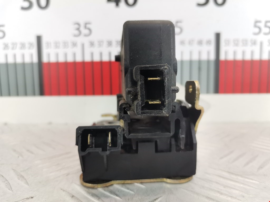 Замок двери передней правой RENAULT Safrane 1992-2000