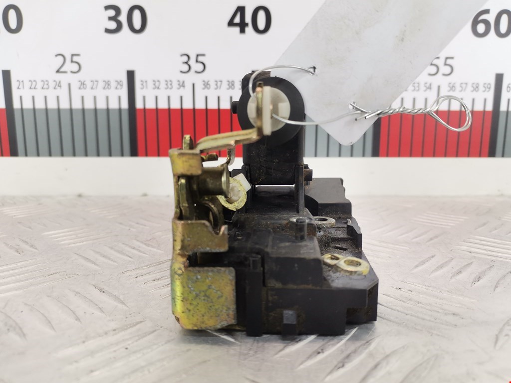 Замок двери передней правой RENAULT Safrane 1992-2000