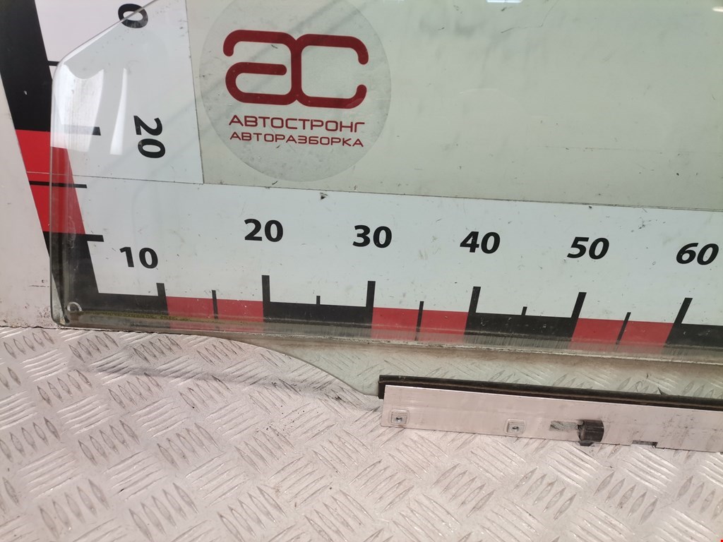 Стекло двери переднее левое OPEL Corsa C 2000-2006