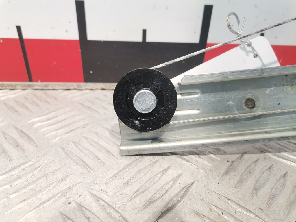 Стеклоподъемник задний правый SUZUKI Grand Vitara 2005-2015