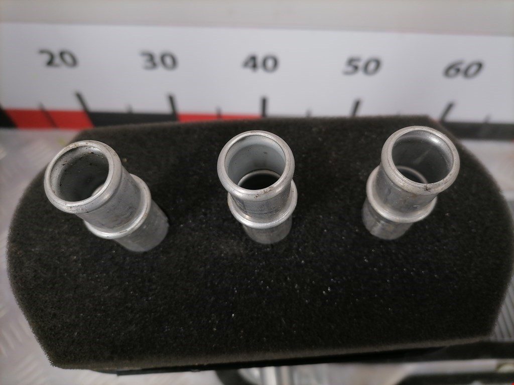 Радиатор отопителя (печки) BMW 7er 7 серия F01/F02/F04 2008-2015