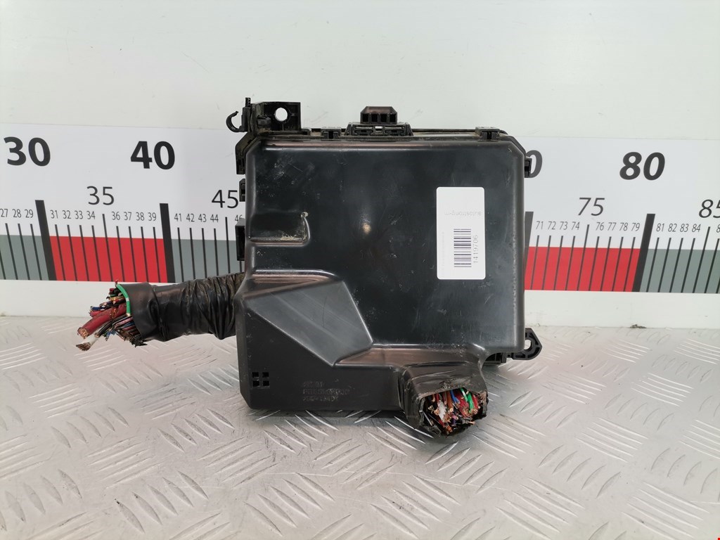 Датчик уровня в бачок омывателя CITROEN C-Crosser 2007-2013