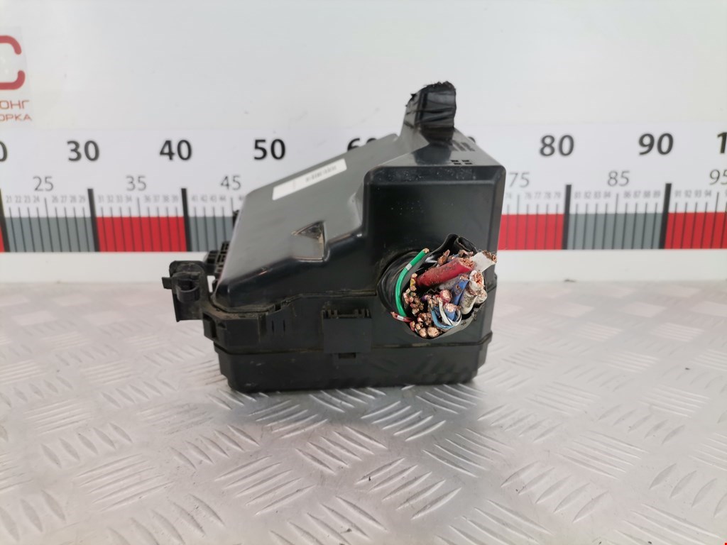 Датчик уровня в бачок омывателя CITROEN C-Crosser 2007-2013