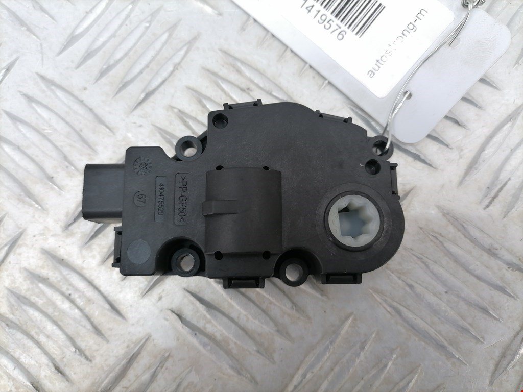 Сервопривод (электропривод моторчик привода) заслонки печки Mini Cooper D Clubman (F54) (2015-2023)