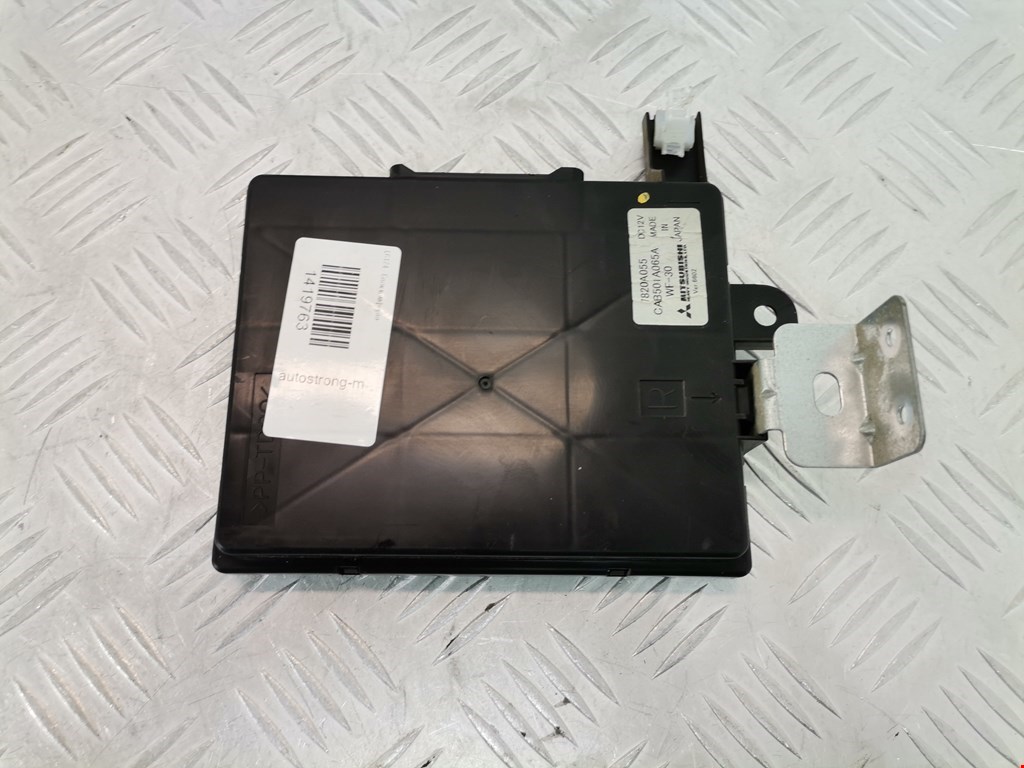 Блок комфорта CITROEN C-Crosser 2007-2013