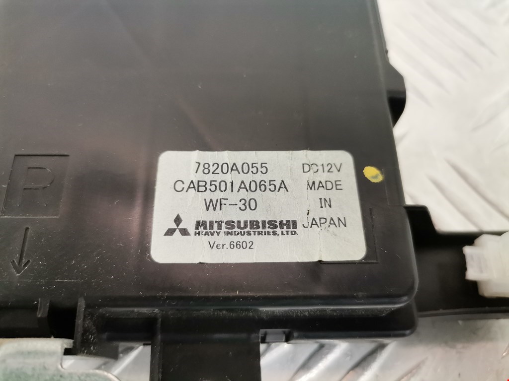 Блок комфорта CITROEN C-Crosser 2007-2013