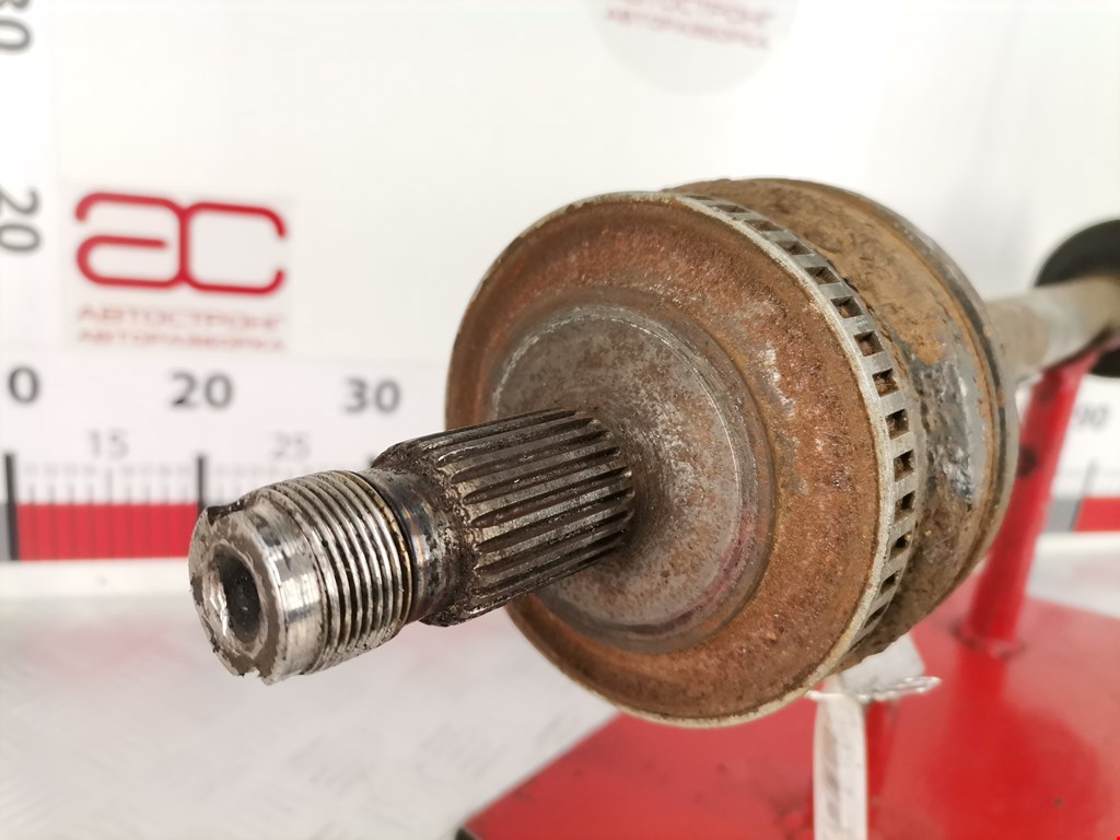 Полуось (привод, приводной вал) задняя левая CHRYSLER Crossfire 2003-2007