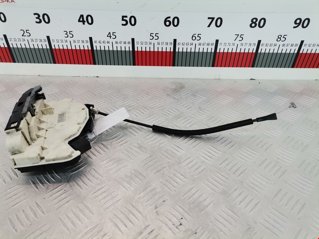 Замок двери задней левой Skoda Fabia 2 (5J) (2007-2014)