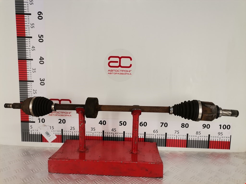 Полуось (привод, приводной вал) передняя правая RENAULT Sandero 2014-2022