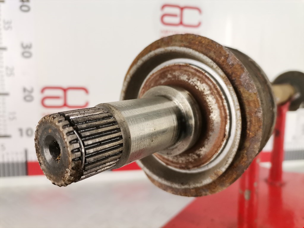 Полуось (привод, приводной вал) задняя правая CHRYSLER Crossfire 2003-2007