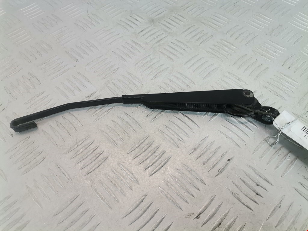 Поводок дворника задний (заднего) MERCEDES-BENZ M-Class W163 ML 1997-2005