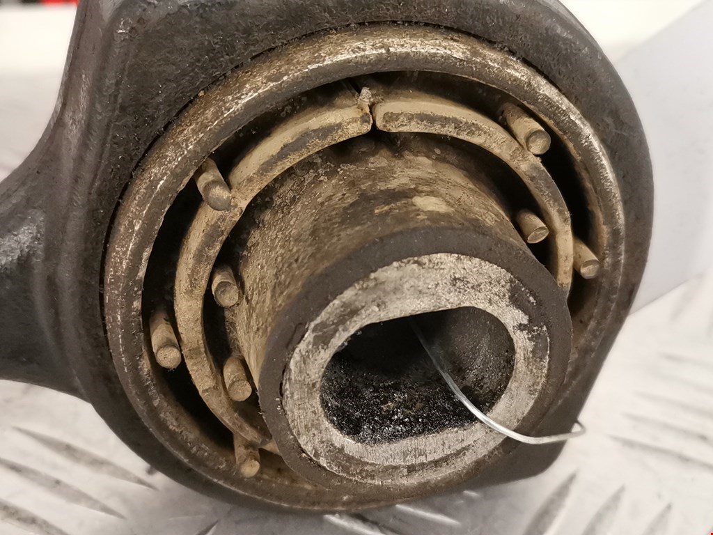 Рычаг передний правый MERCEDES-BENZ CLC-Class CL203 2008-2011