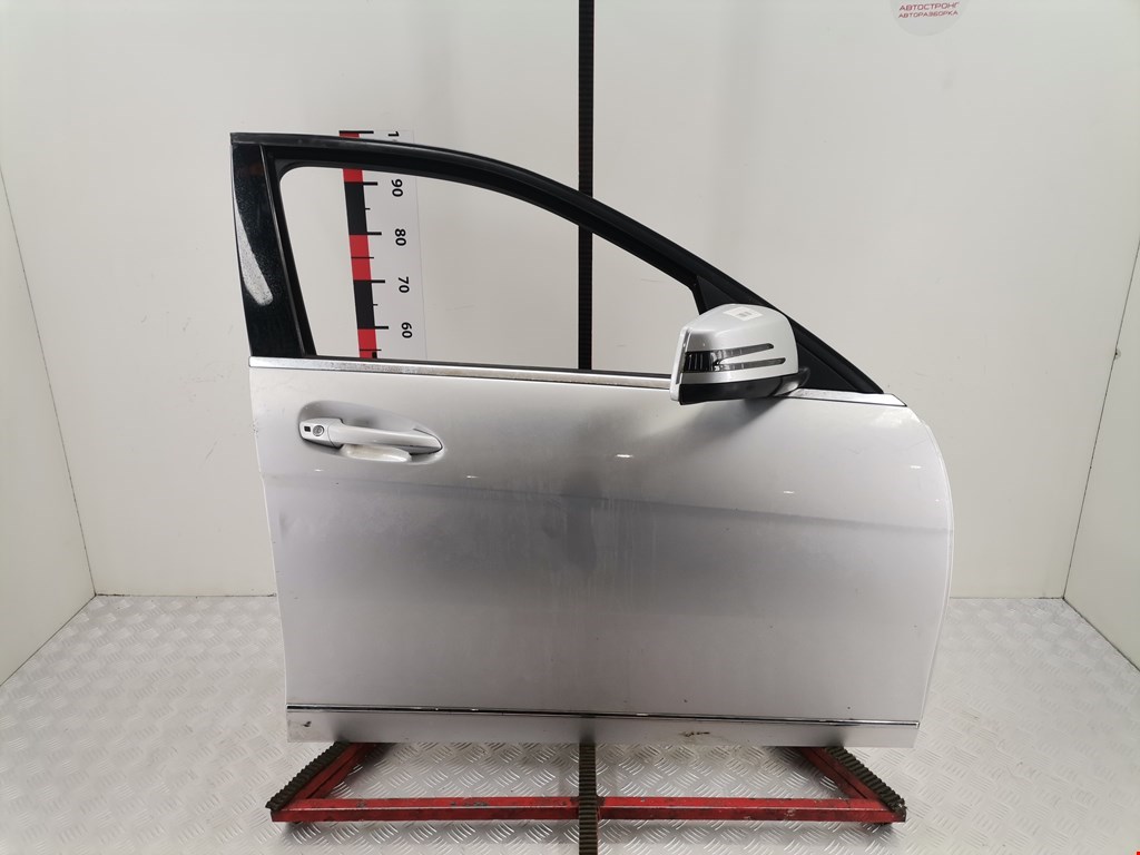 Дверь передняя правая MERCEDES-BENZ C-Class C-klasse W204 2007-2015