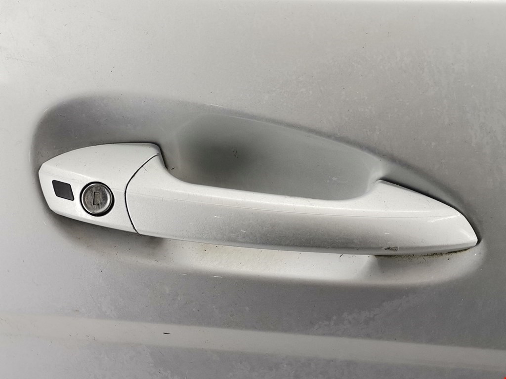 Дверь передняя правая MERCEDES-BENZ C-Class C-klasse W204 2007-2015