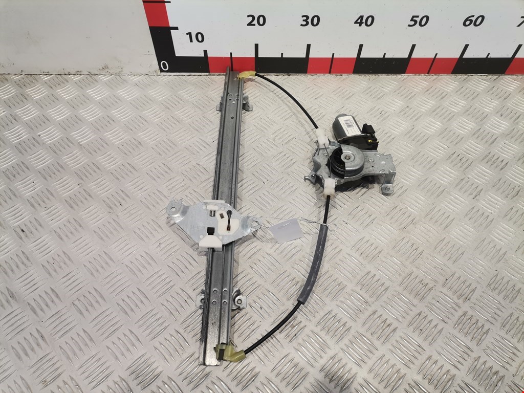 Стеклоподъемник передний правый NISSAN Navara III D40 2005-2015