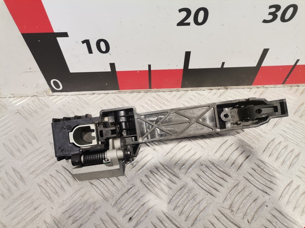 Ручка двери передней наружная правая NISSAN Navara III D40 2005-2015
