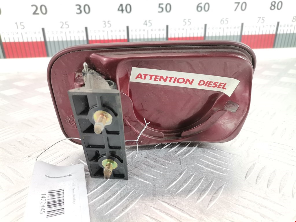 Лючок бензобака PEUGEOT 605 1989-1999