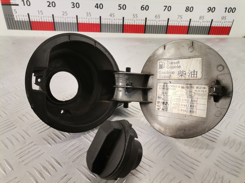 Лючок бензобака SEAT Leon 1999-2005