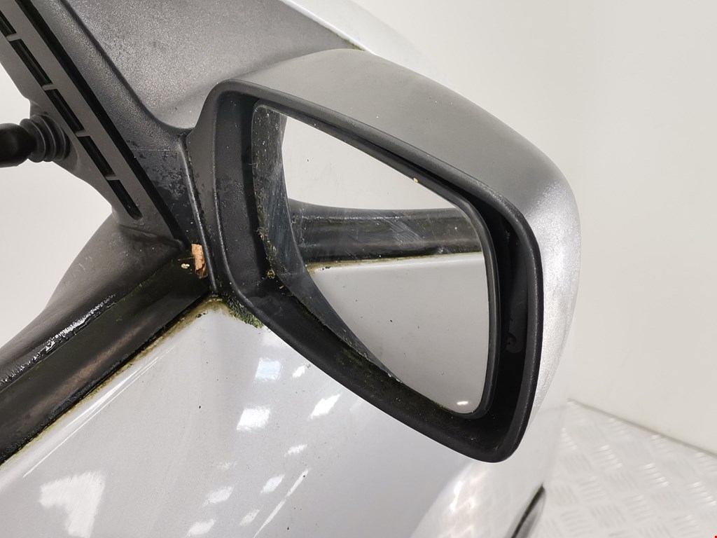 Дверь передняя правая FORD Mondeo II 1996-2000