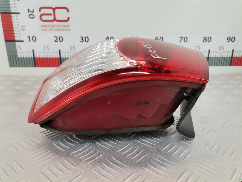 Фонарь задний правый KIA Opirus 2003-2010