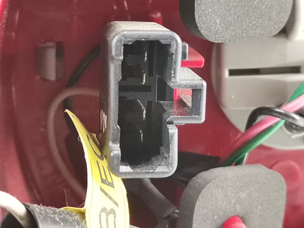 Фонарь задний правый KIA Opirus 2003-2010