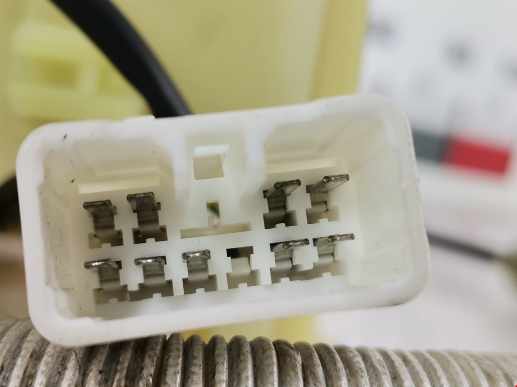 Кулиса (селектор) АКПП/МКПП в салоне KIA Opirus 2003-2010