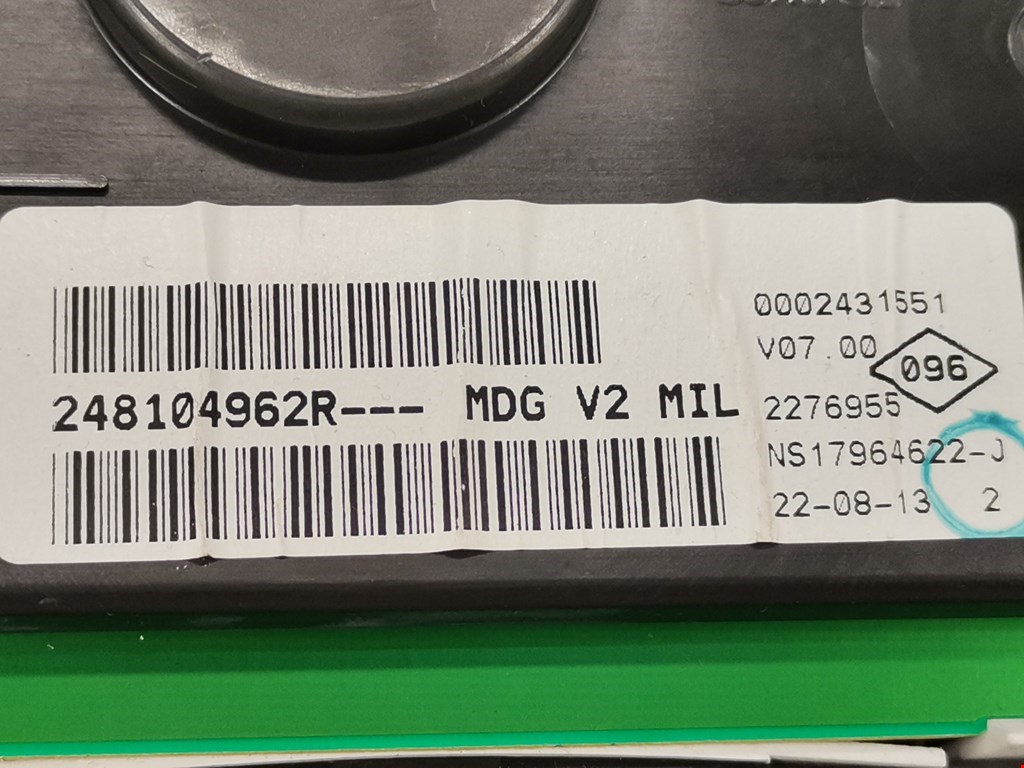 Панель приборов (щиток) DACIA Sandero 2013-2020