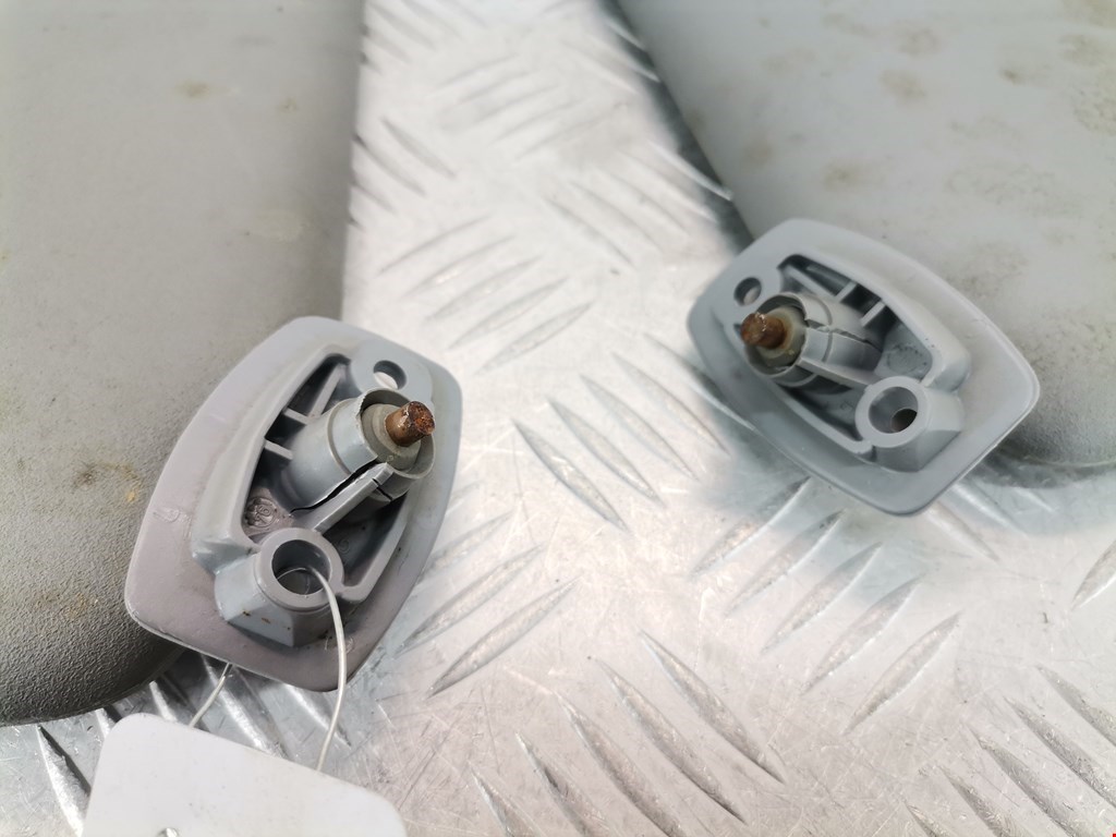 Козырек солнцезащитный PEUGEOT 605 1989-1999