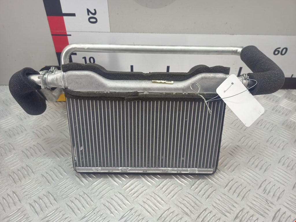 Радиатор отопителя (печки) BMW 5er 5 серия F10/F11/F07 2009-2017