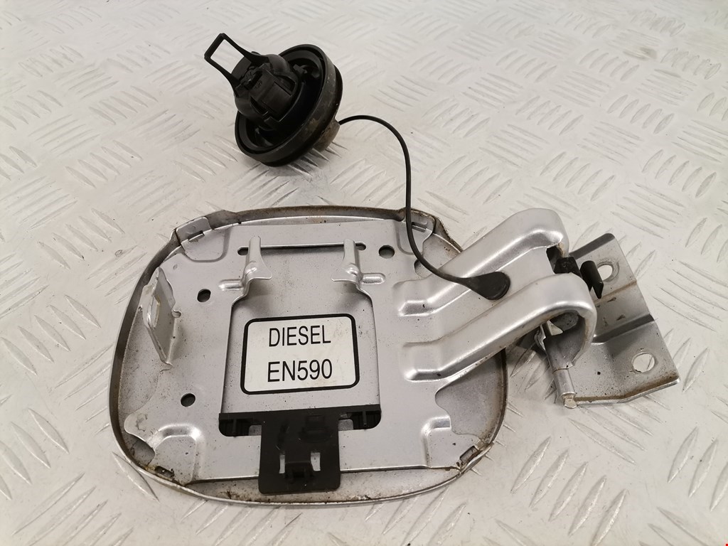 Лючок бензобака CITROEN C-Crosser 2007-2013