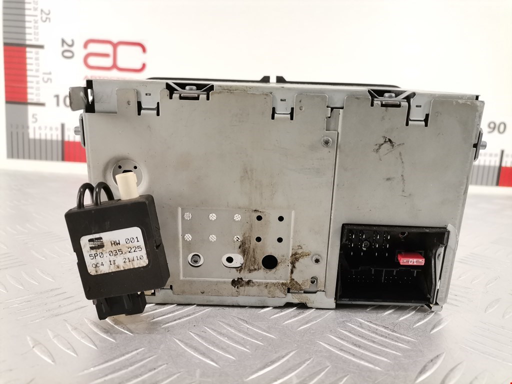 Магнитола SEAT Leon 2005-2012