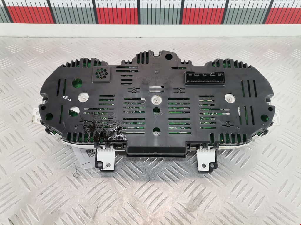 Панель приборов (щиток) KIA Rio III 2011-2017