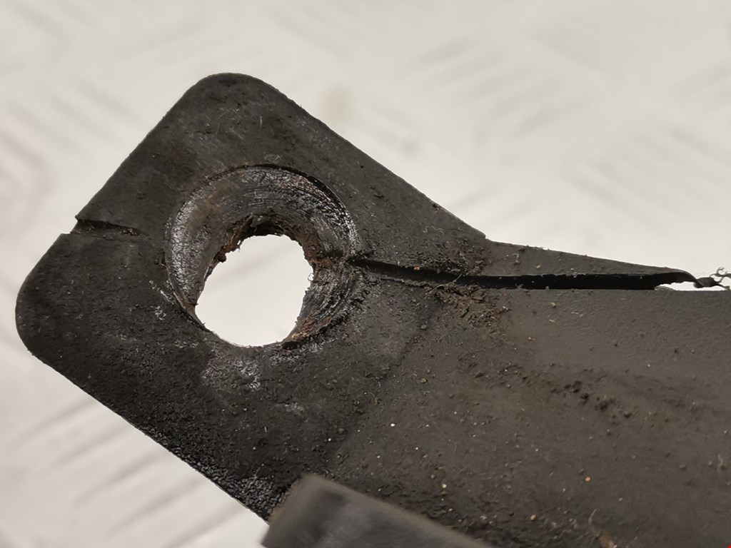 Датчик уровня в бачок омывателя HYUNDAI Tucson l 2004-2010